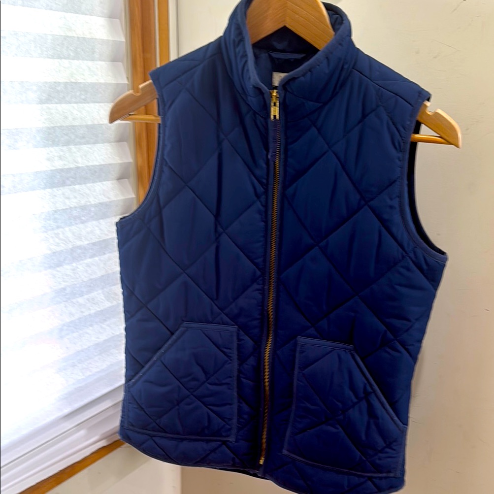 J Crew Navy Quilted Puffer Vest Gold Zipper Women’s Xs